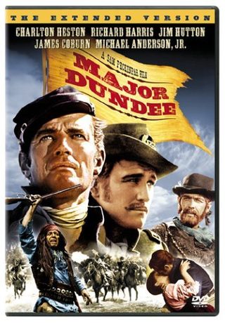 Major Dundee still 8