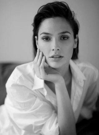 Gal Gadot, photo 1 of 3