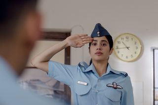 Gunjan Saxena: The Kargil Girl still 3