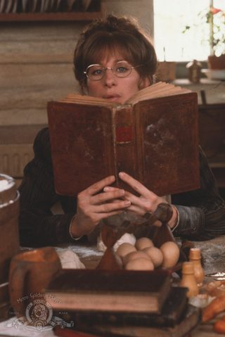 Yentl still 8