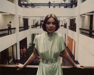 Jenny Agutter, photo 2 of 3
