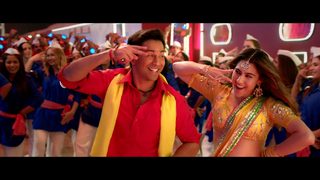 Coolie No. 1 still 7