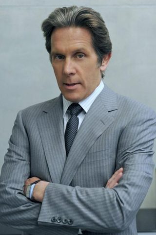 Gary Cole, photo 2 of 3