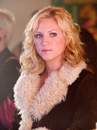 Finding Amanda still 4