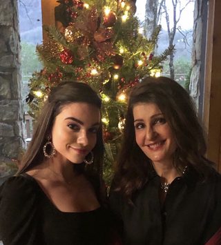 A Taste of Christmas still 3