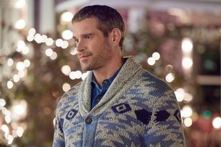 Navigating Christmas still 1