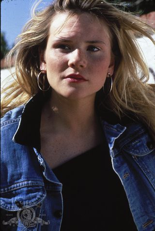 Lost Angels still 2