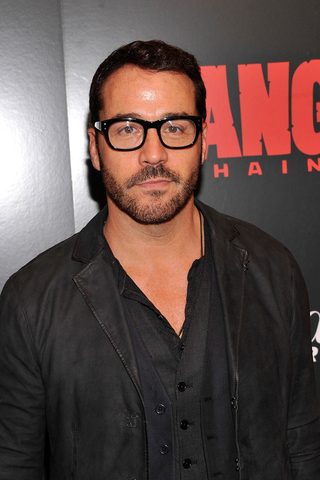 Jeremy Piven, photo 1 of 3