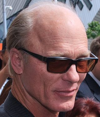 Ed Harris, photo 2 of 3