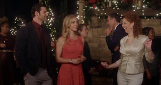 Love at the Christmas Contest still 2