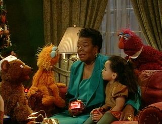 Sesame Street: Elmo Saves Christmas still 8