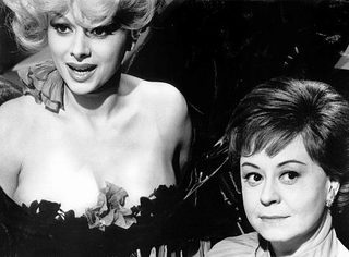 Juliet of the Spirits still 4