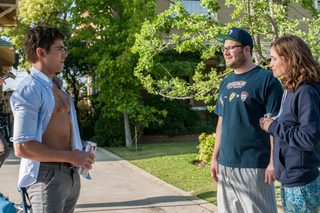 Neighbors still 1