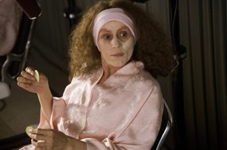 Miss Pettigrew Lives for a Day still 4
