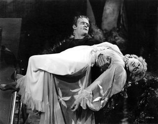Frankenstein Meets the Wolf Man still 8