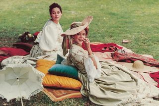Valmont still 3