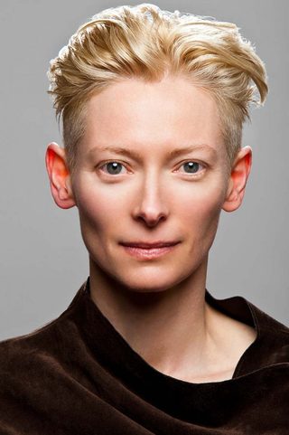 Tilda Swinton, photo 1 of 3