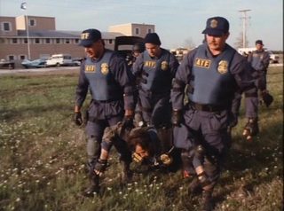 In the Line of Duty: Ambush in Waco still 2