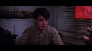 Blue Velvet still 2