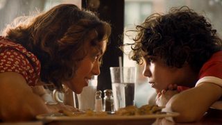 Elliot Loves still 3