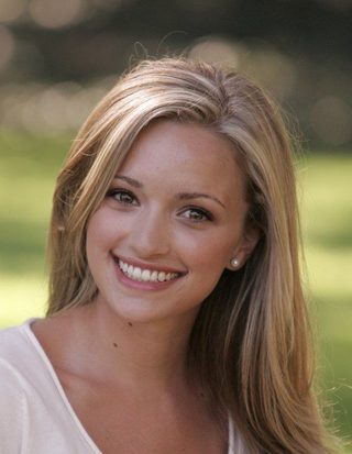 Brianne Howey, photo 1 of 3