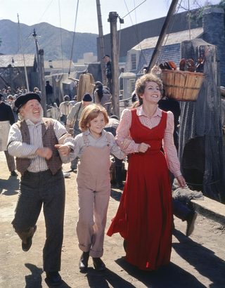 Pete's Dragon still 5