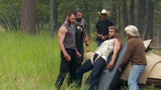 Making Logan still 3