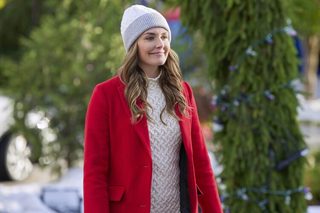 Making Spirits Bright still 7