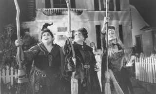 Hocus Pocus still 4
