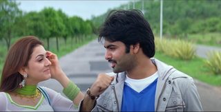Maska still 2