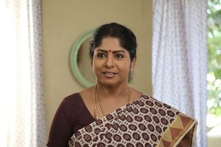Kamali from Nadukkaveri still 5