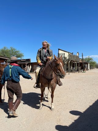Gunfight at Rio Bravo still 8