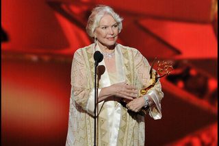 Ellen Burstyn, photo 2 of 3