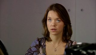 Anna Maxwell Martin, photo 3 of 3