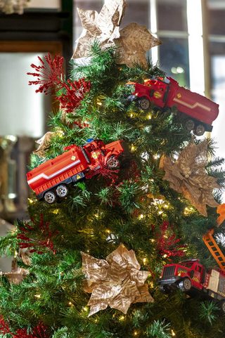 A Glenbrooke Christmas still 5