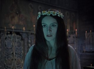 Viy still 4