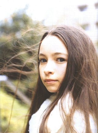 Jodelle Ferland, photo 1 of 3