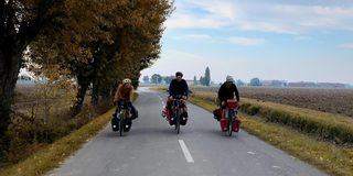 Adam & Henry Adventures still 7