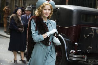 Miss Pettigrew Lives for a Day still 6