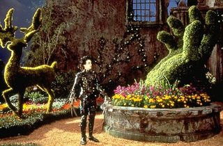 Edward Scissorhands still 5