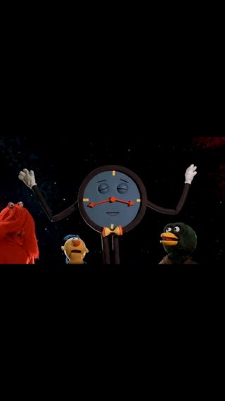 Don't Hug Me I'm Scared 2 still 5