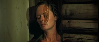 Roar still 6