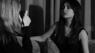 Elenore Makes Love still 3