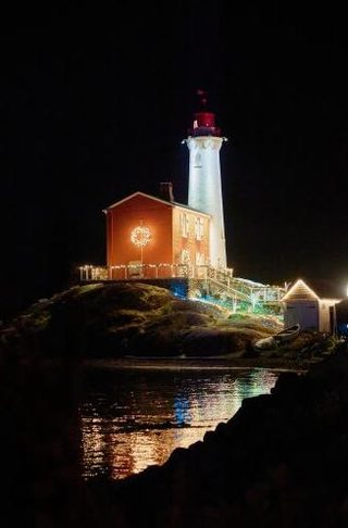Navigating Christmas still 7