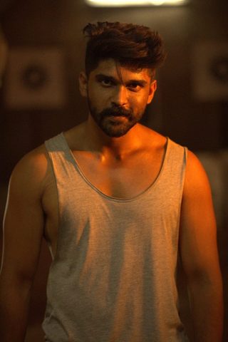 Mahaan still 6