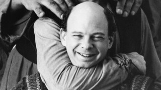 Wallace Shawn, photo 2 of 3