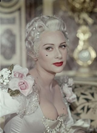 Madame du Barry still 3