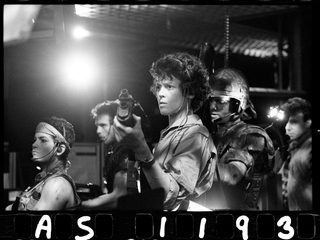 Aliens still 5
