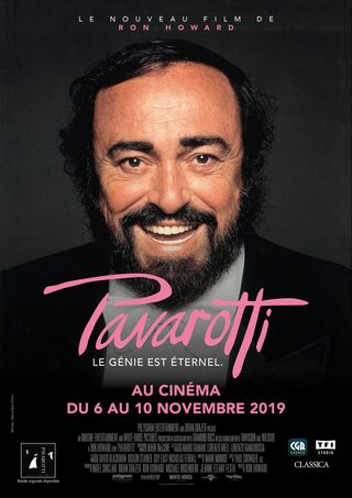 Pavarotti still 4