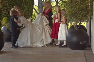 A Christmas Wedding Tail still 5
